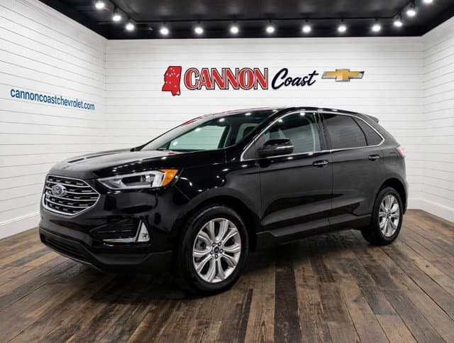 2022 Ford Edge Titanium — photo 1 of 29