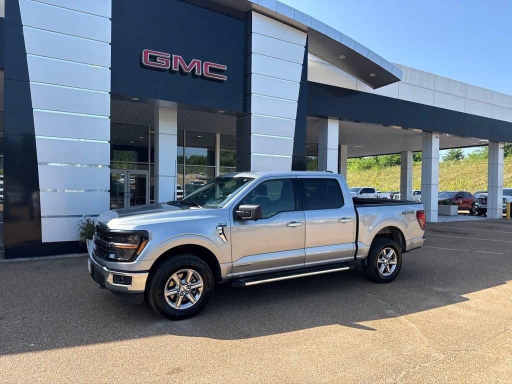 2024 Ford F-150 XLT — photo 1 of 40