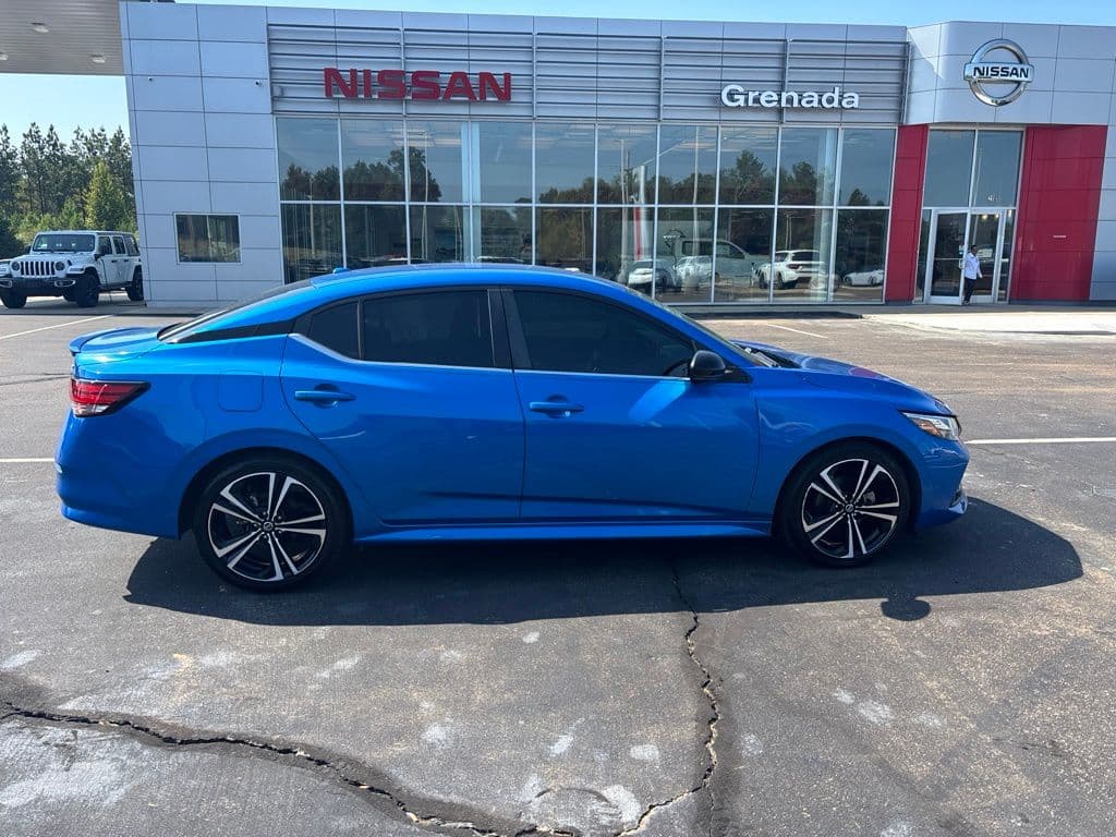 2021 Nissan Sentra SR — photo 1 of 20