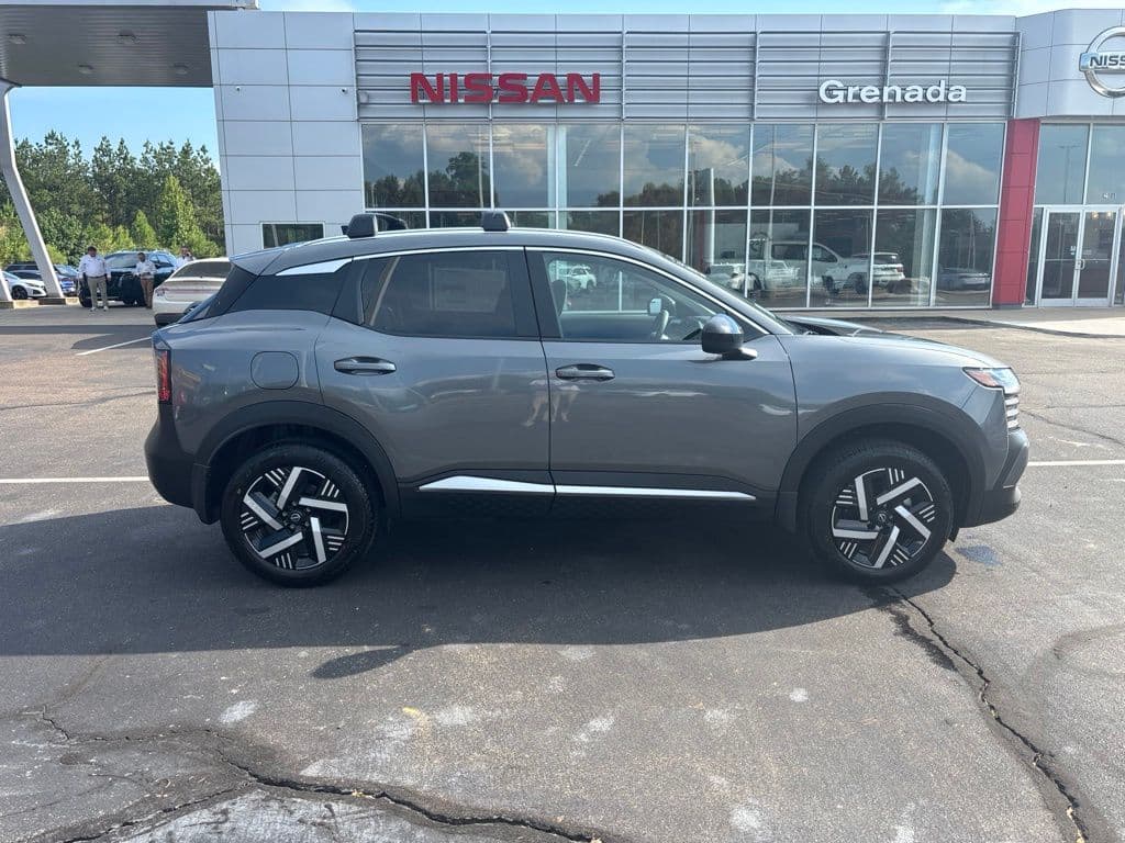 2027 Nissan Kicks SV — photo 1 of 26
