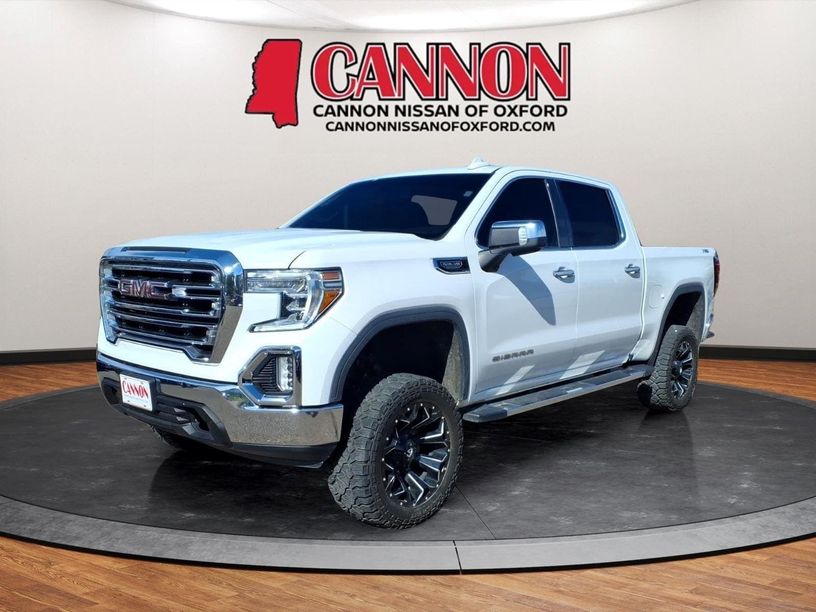 2021 GMC Sierra 1500 SLT — photo 1 of 25