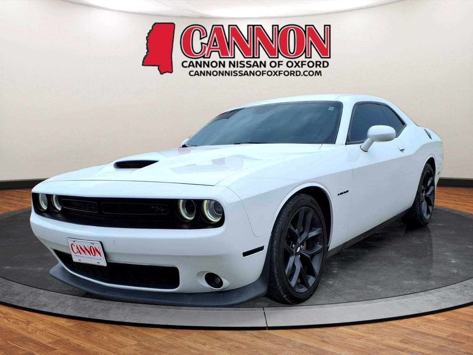 2021 Dodge Challenger R/T — photo 1 of 25