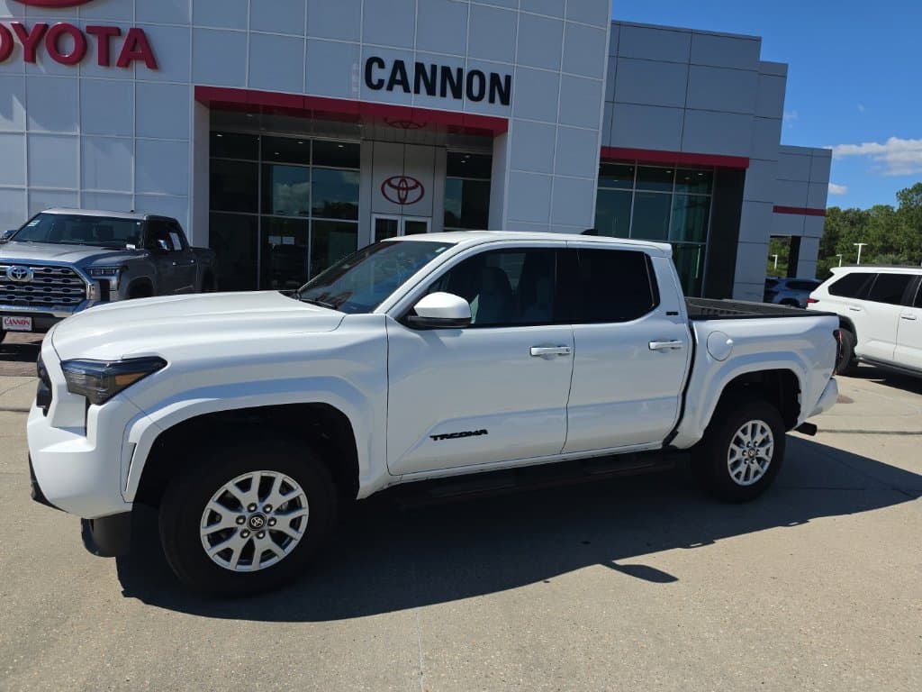 2025 Toyota Tacoma 2WD SR5 — photo 1 of 12