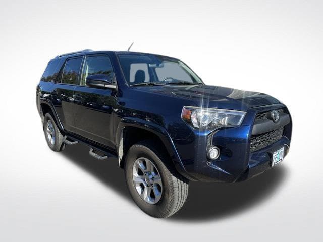2015 Toyota 4Runner SR5 — photo 1 of 12