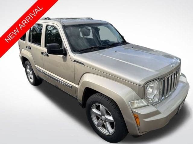 2011 Jeep Liberty Limited — photo 1 of 9