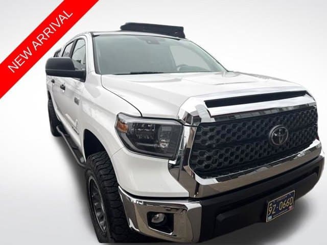 2020 Toyota Tundra 4WD SR5 — photo 1 of 7