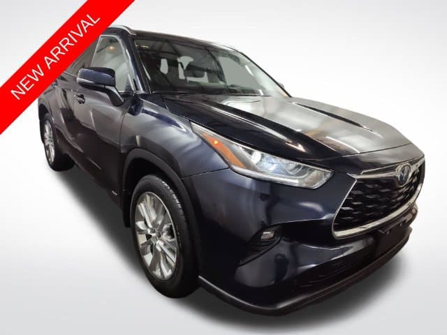 2024 Toyota Highlander Hybrid Limited — photo 1 of 11