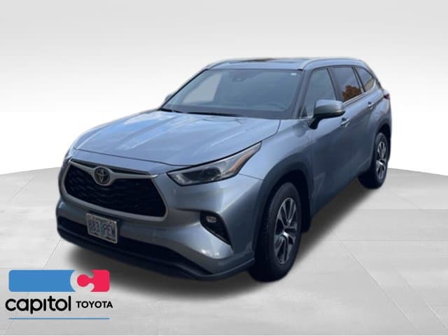 2023 Toyota Highlander XLE — photo 1 of 28