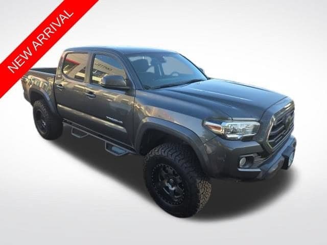 2018 Toyota Tacoma SR5 — photo 1 of 11