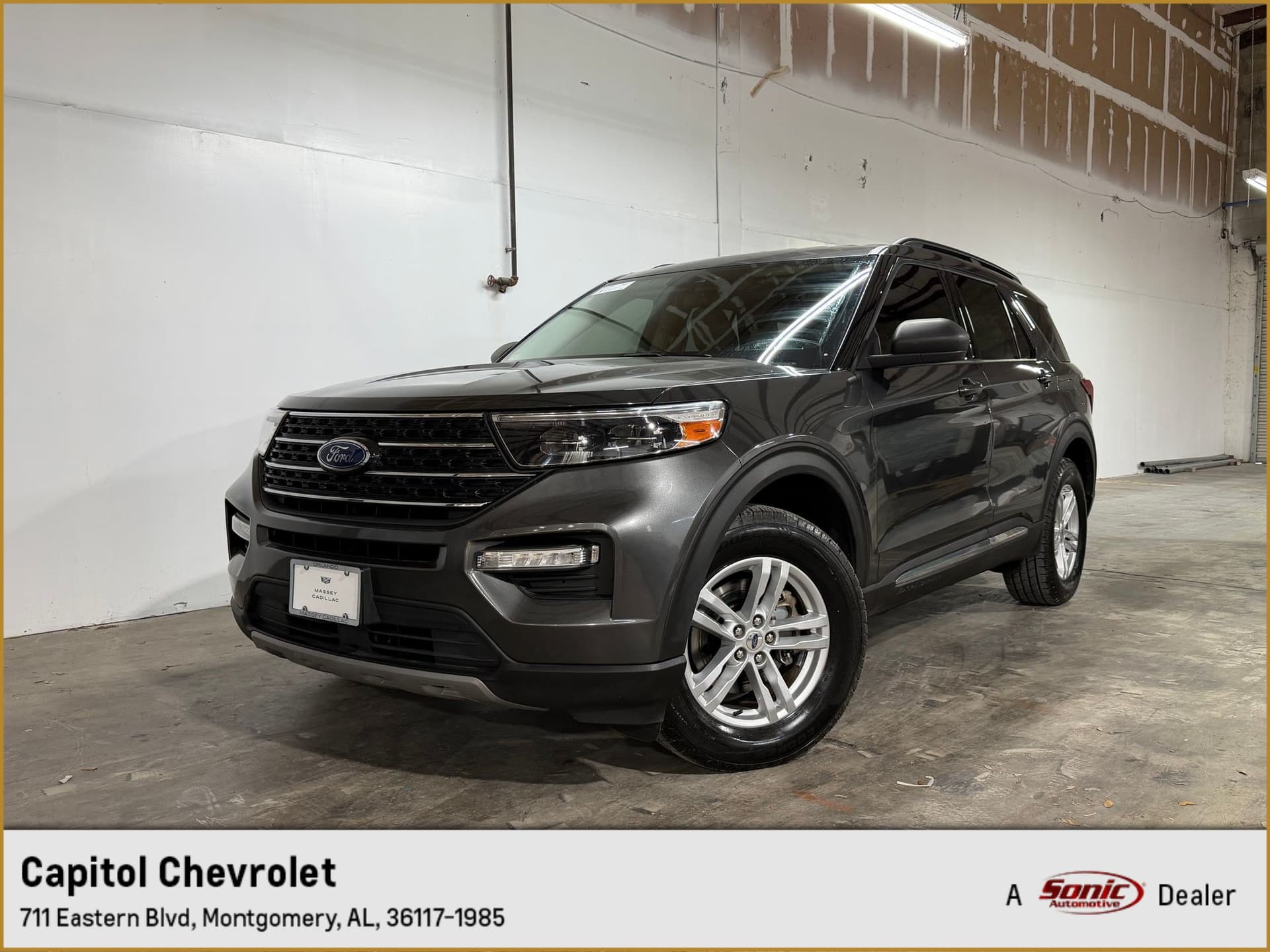 2020 Ford Explorer XLT — photo 1 of 46