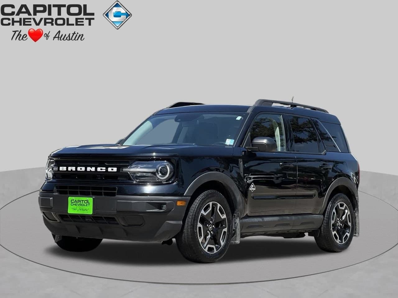 2021 Ford Bronco Sport Outer Banks — photo 1 of 28