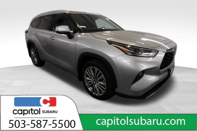 Foto de 2023 Toyota Highlander Hybrid Platinum
