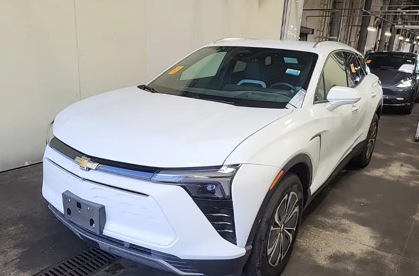 2024 Chevrolet Blazer EV eAWD LT — photo 1 of 2
