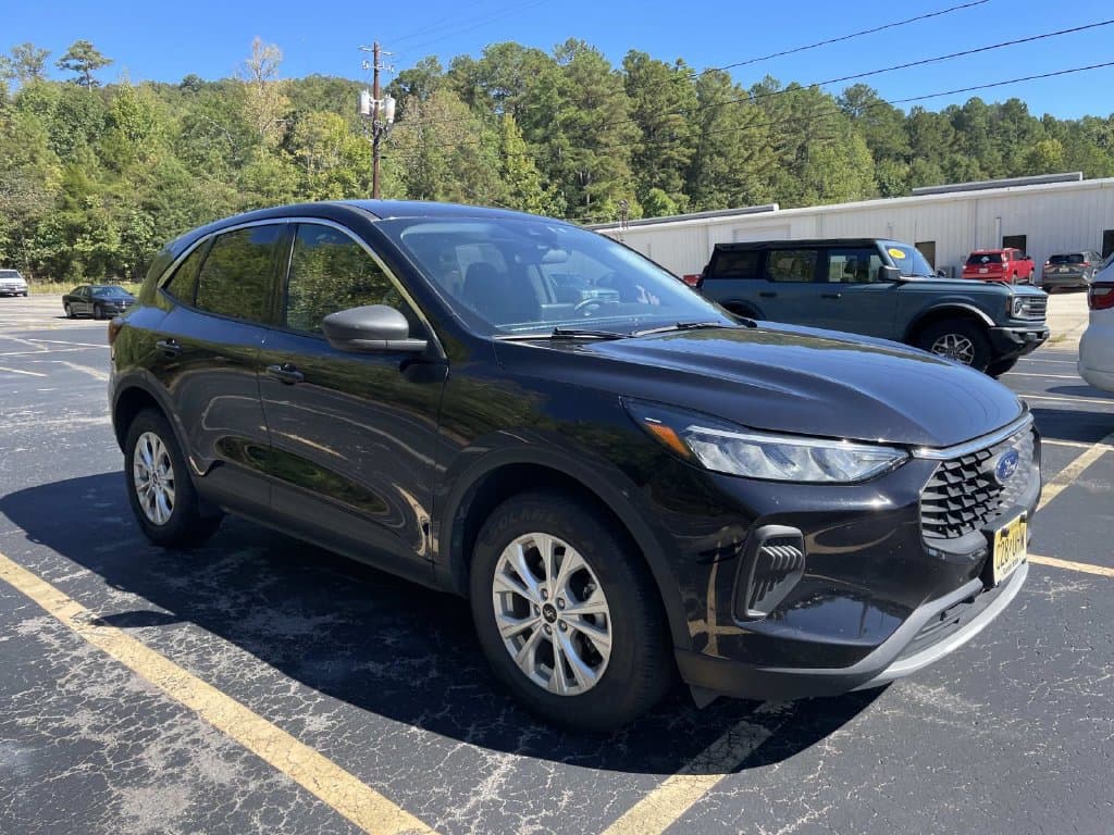 2024 Ford Escape Active — photo 1 of 4