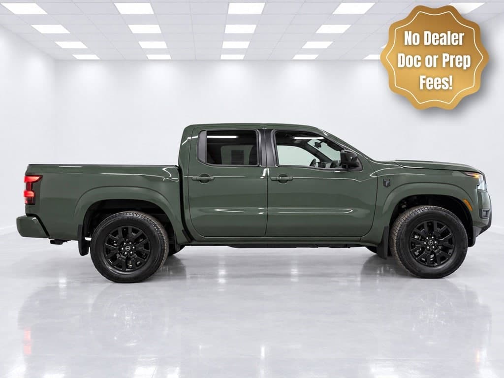 2026 Nissan Frontier SV — photo 1 of 41