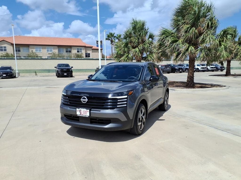 2026 Nissan Kicks SV — photo 1 of 20