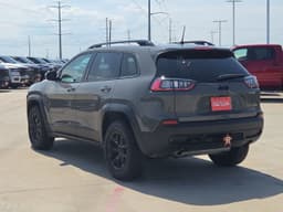 Extra Photo