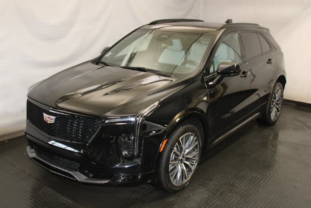 2024 Cadillac XT4 FWD Sport — photo 1 of 35
