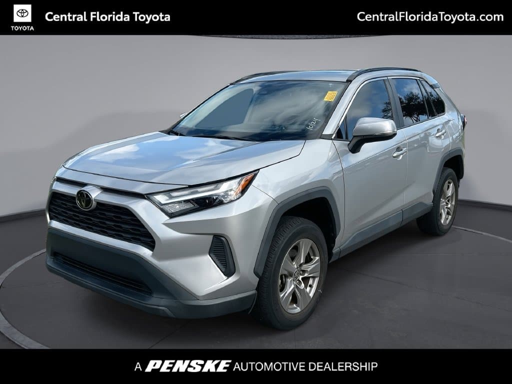 2023 Toyota RAV4 XLE — photo 1 of 35