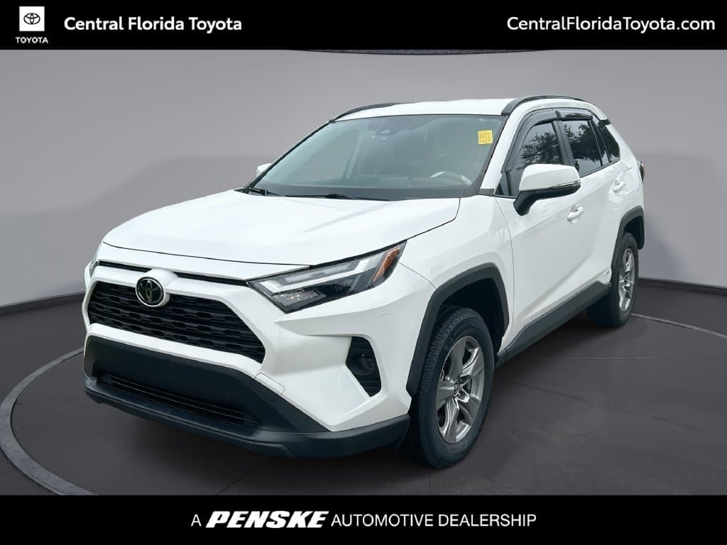 2025 Toyota RAV4 Base — photo 1 of 35
