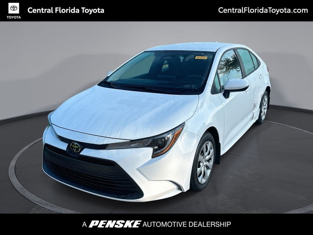 2025 Toyota Corolla LE — photo 1 of 32