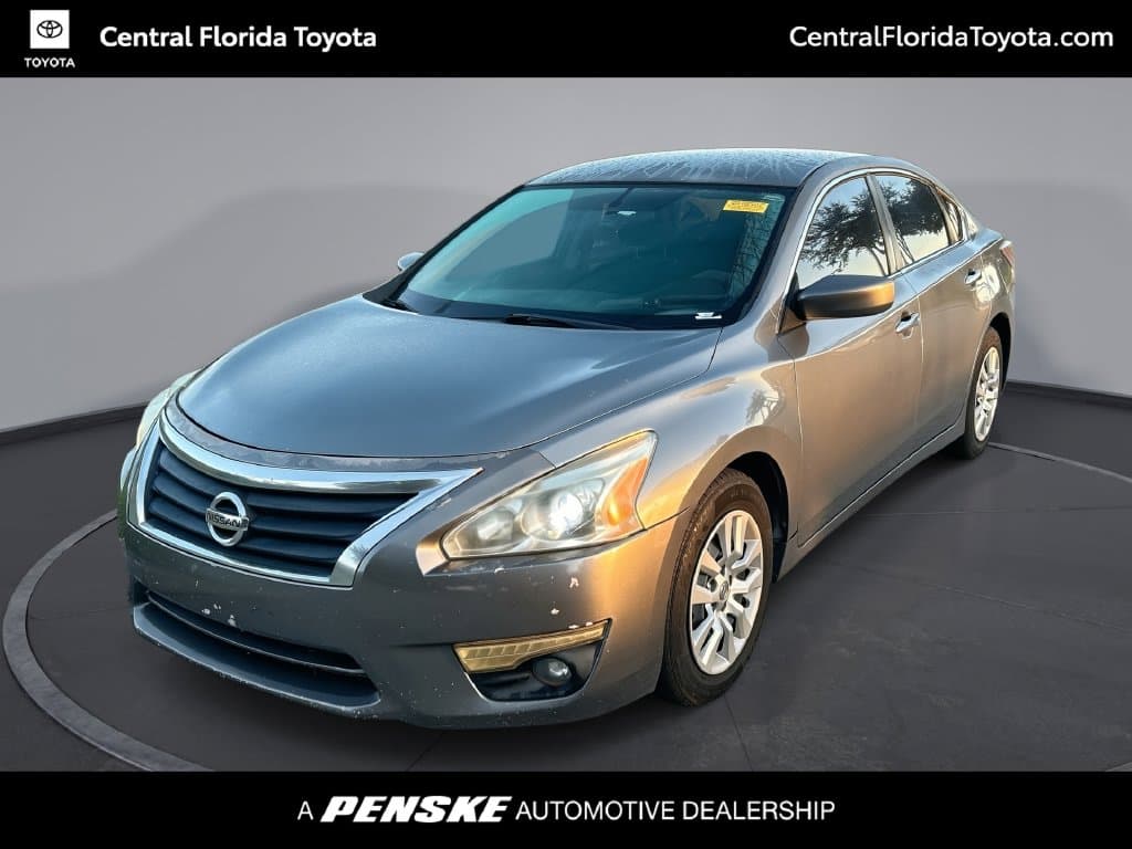 2015 Nissan Altima 2.5 S — photo 1 of 32