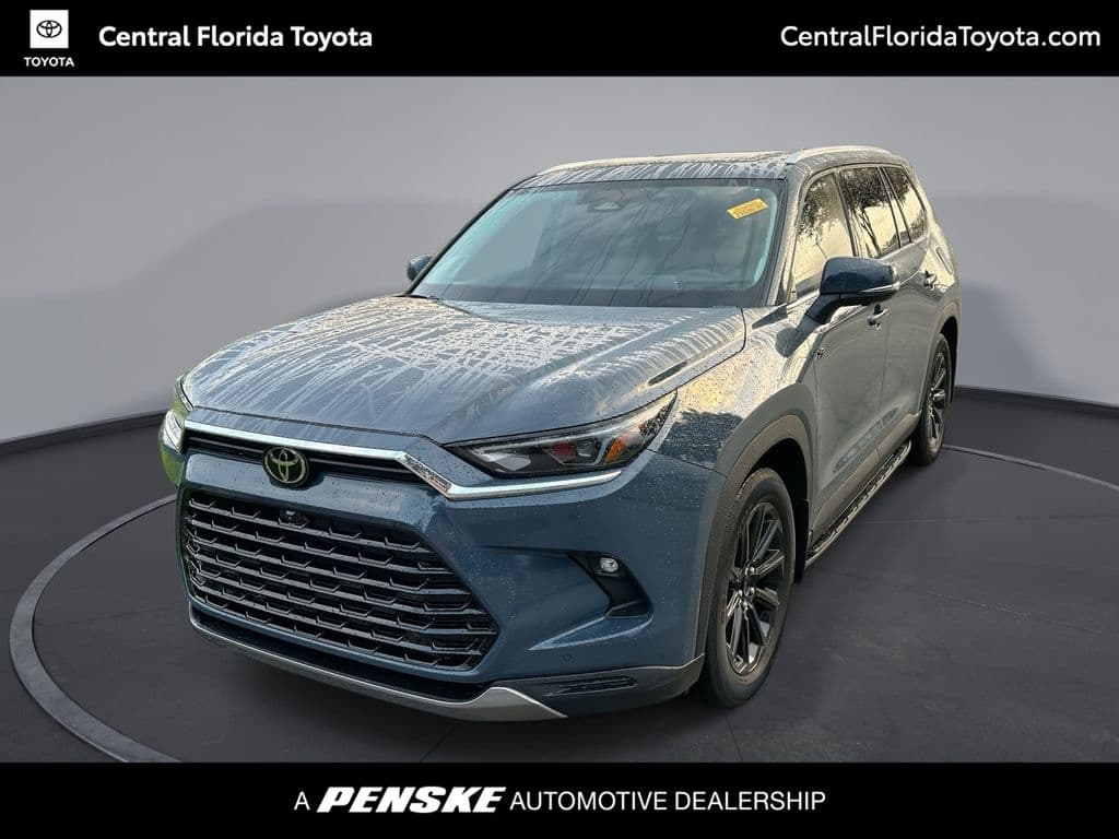 2026 Toyota Grand Highlander Limited — photo 1 of 72