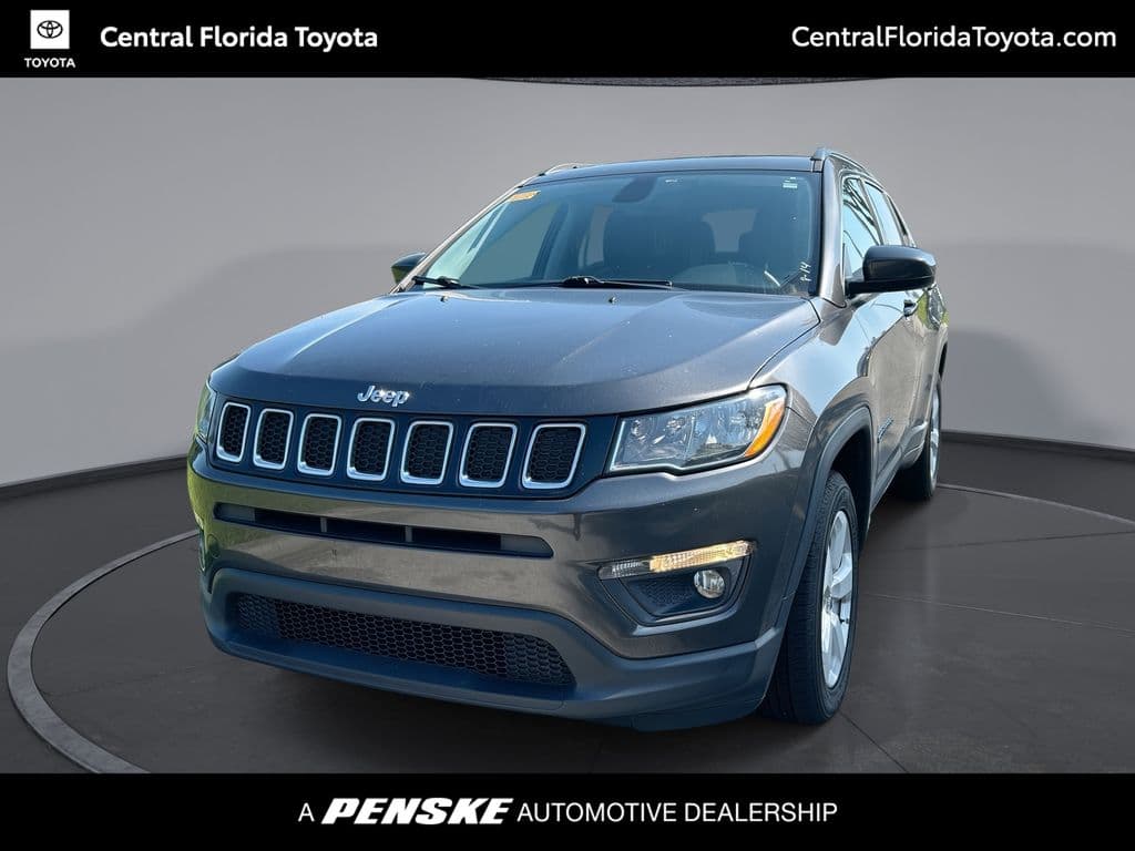 2021 Jeep Compass Latitude — photo 1 of 29