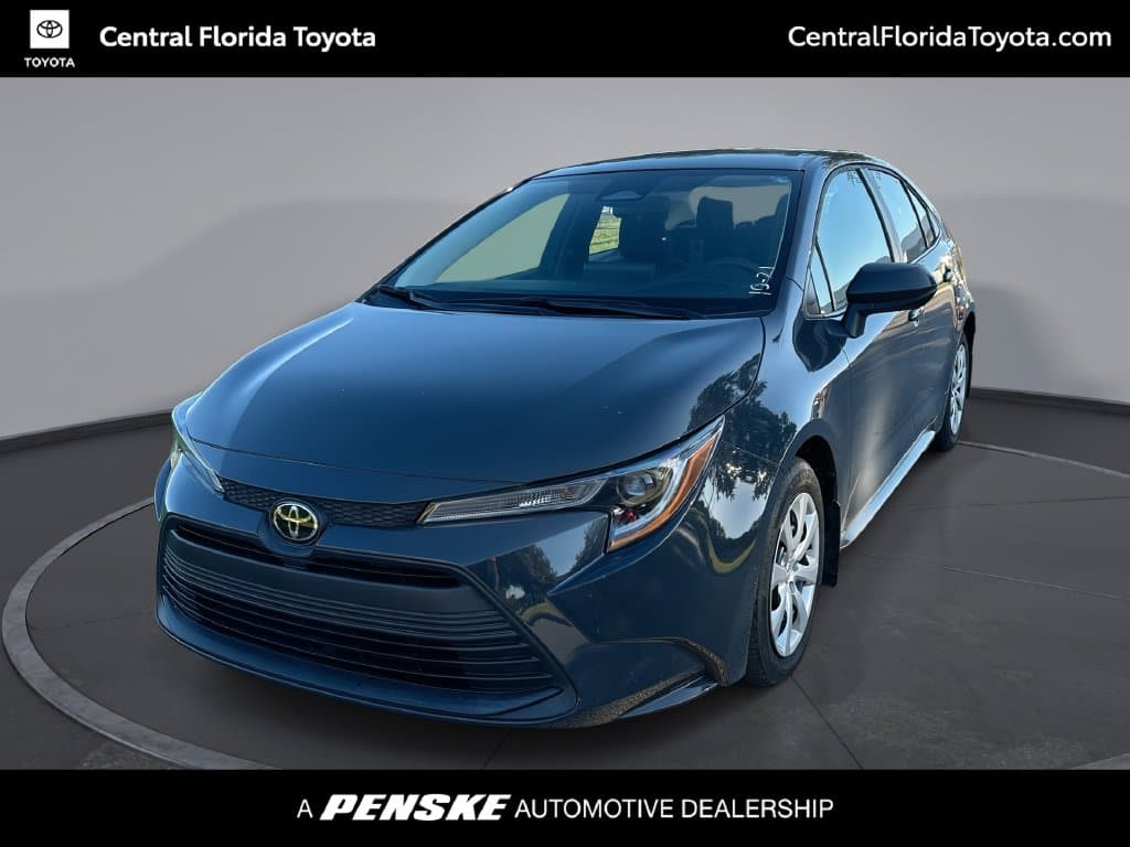 2024 Toyota Corolla LE — photo 1 of 29