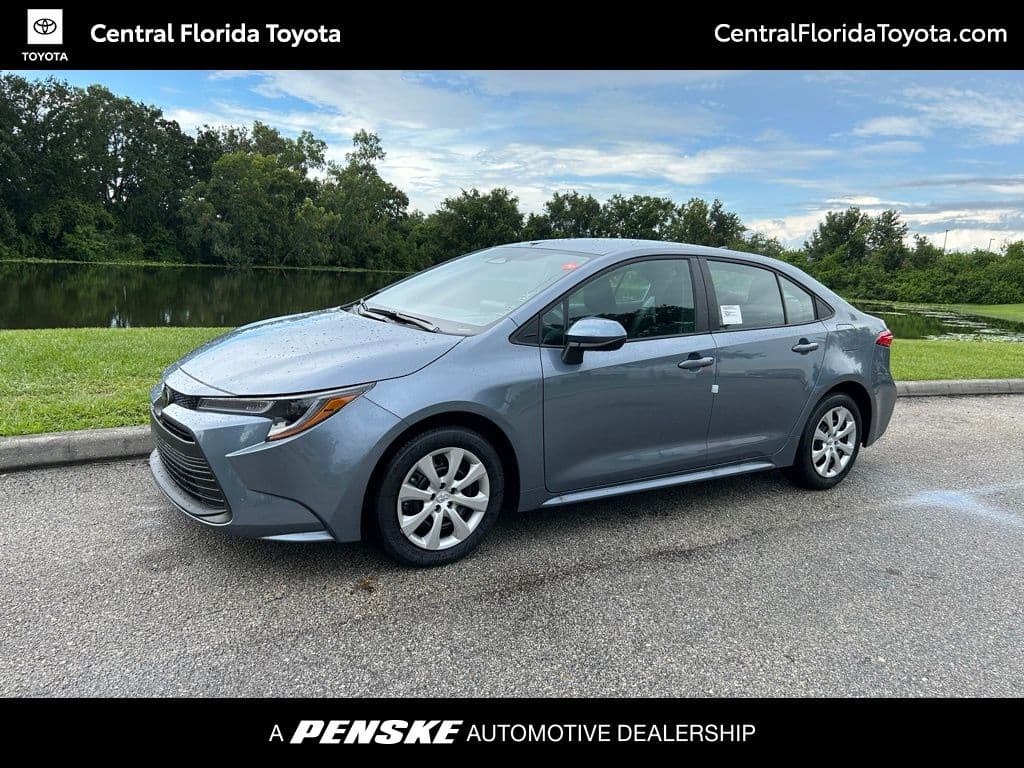 2025 Toyota Corolla LE — photo 1 of 27