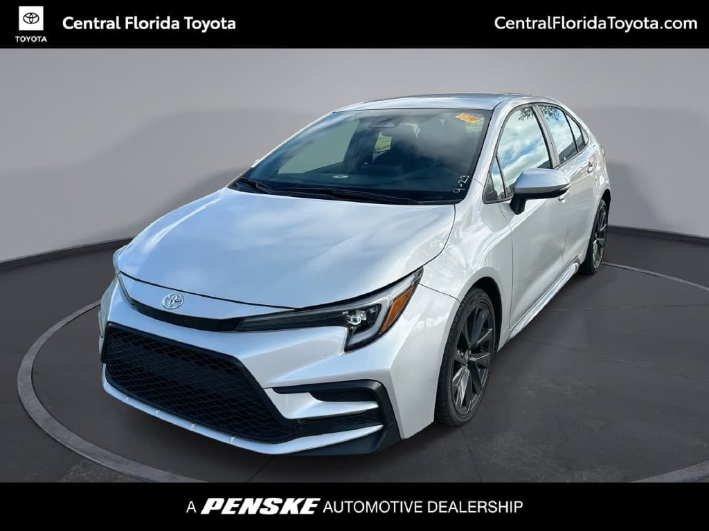 2023 Toyota Corolla SE — photo 1 of 30