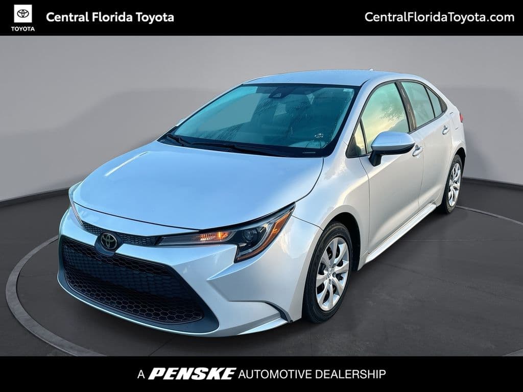 2021 Toyota Corolla LE — photo 1 of 31