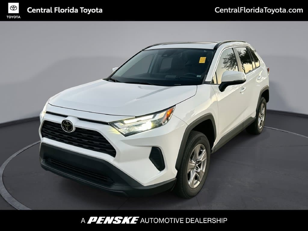 2023 Toyota RAV4 XLE — photo 1 of 35