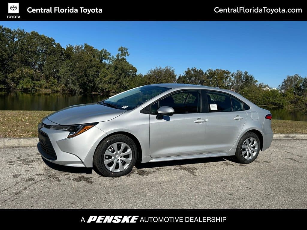 2026 Toyota Corolla LE — photo 1 of 26
