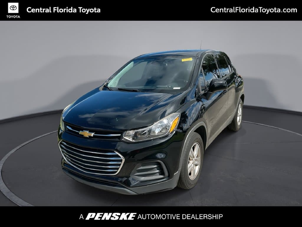 2019 Chevrolet Trax LS — photo 1 of 28