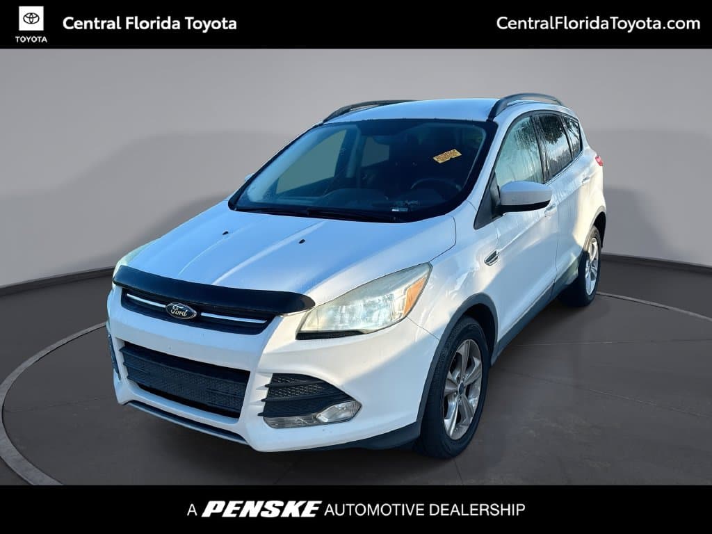 2016 Ford Escape SE — photo 1 of 31