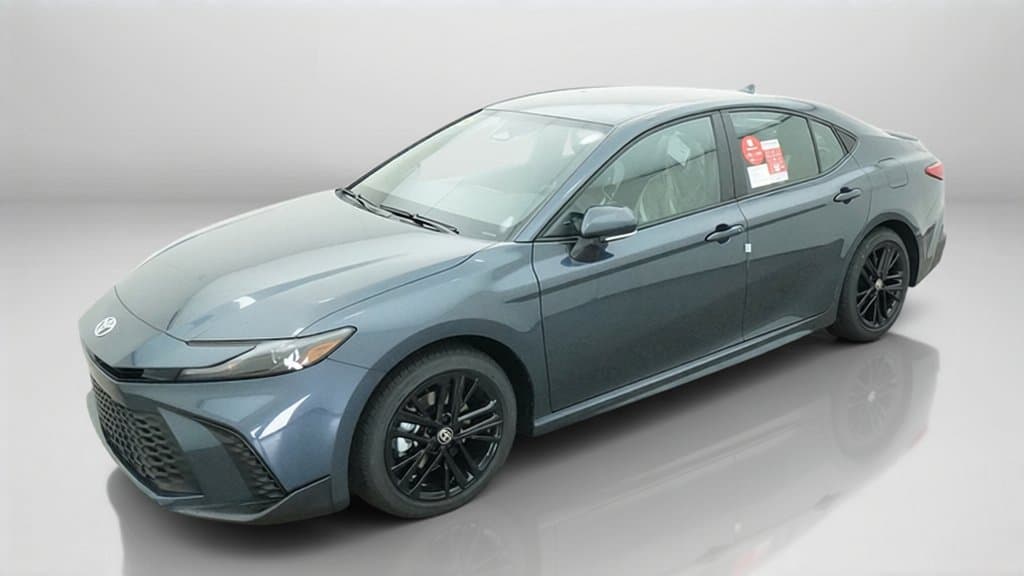 2027 Toyota Camry SE — photo 1 of 34