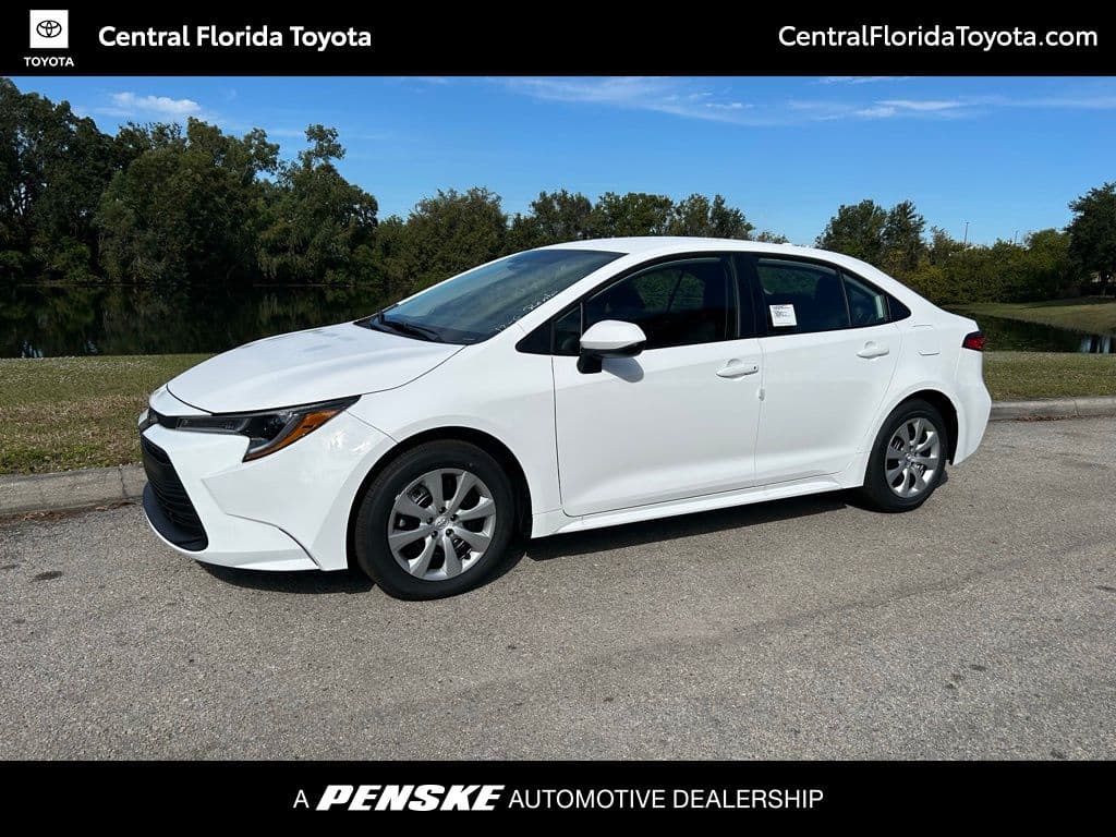 2026 Toyota Corolla LE — photo 1 of 27