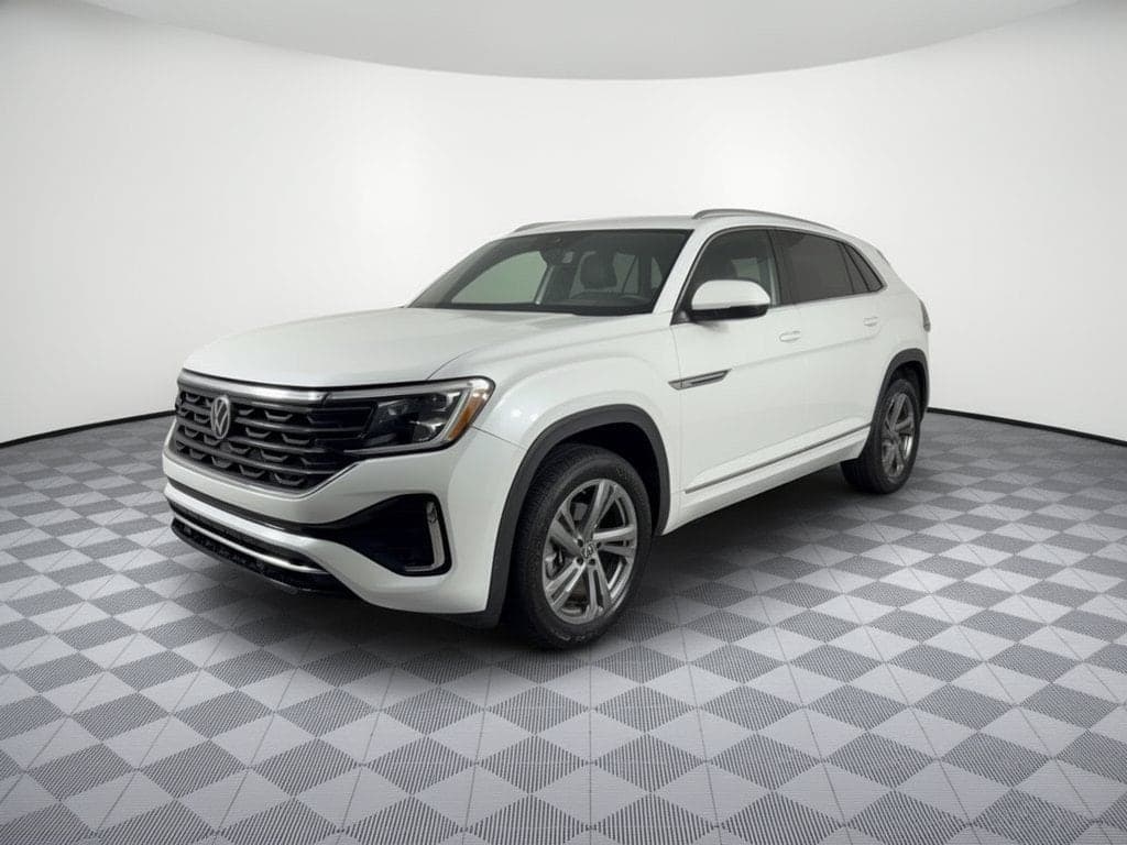 2024 Volkswagen Atlas Cross Sport 2.0T SEL R-Line — photo 1 of 32