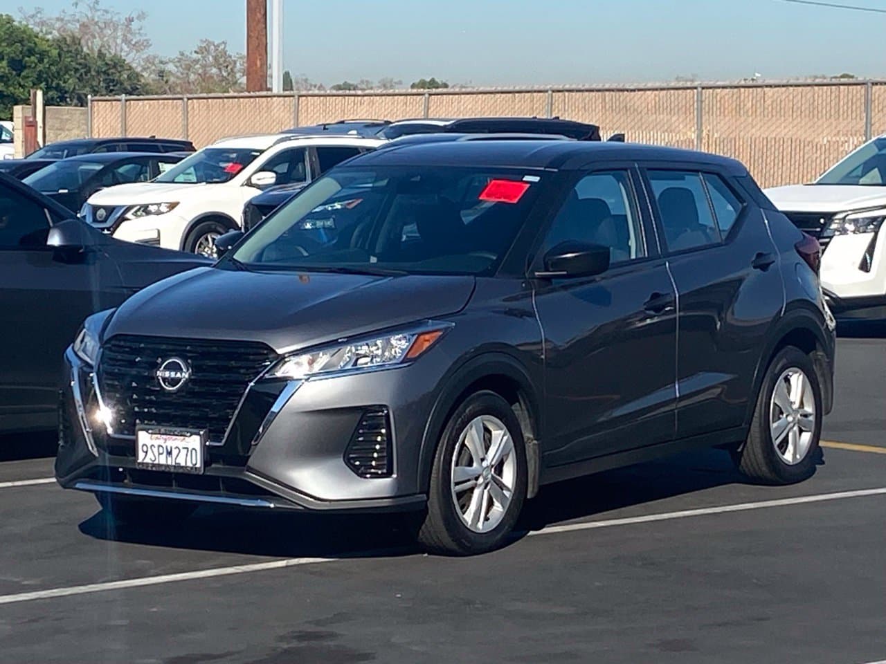 2023 Nissan Kicks S — photo 1 of 12