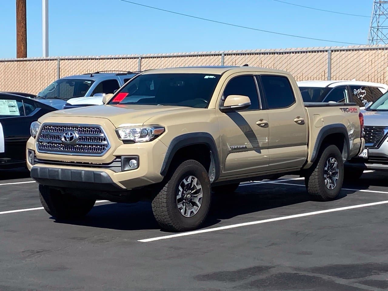 2016 Toyota Tacoma TRD Off Road — photo 1 of 12