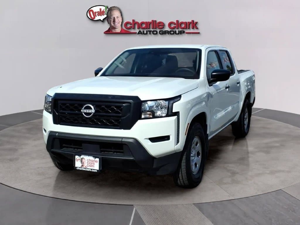 2023 Nissan Frontier S — photo 1 of 20