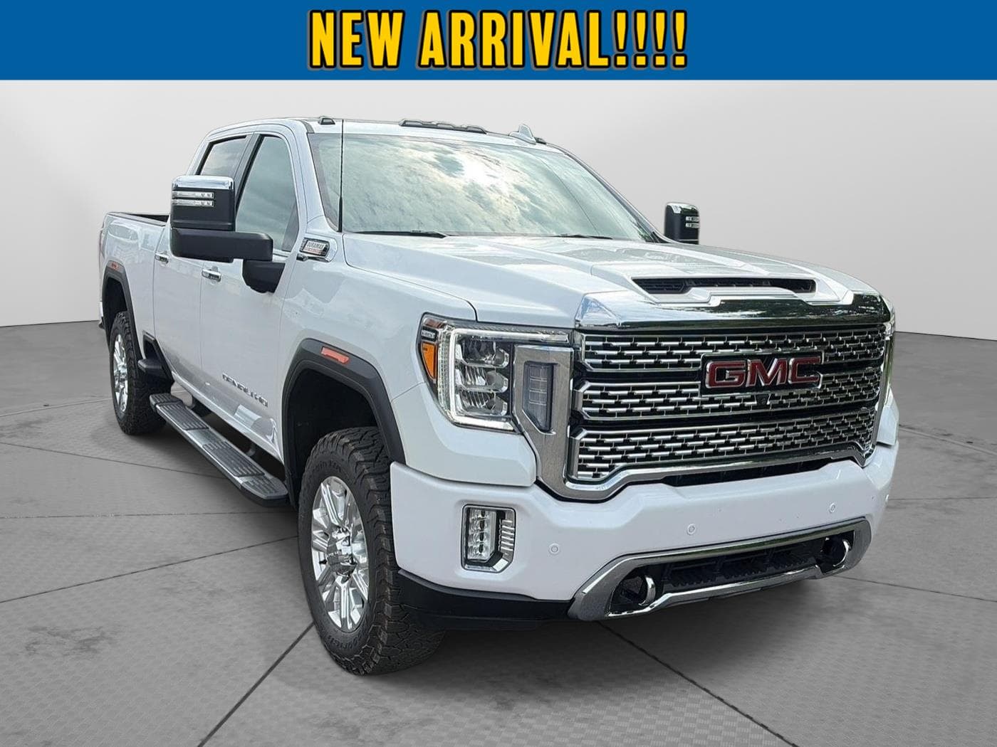 2022 GMC Sierra 2500HD Denali — photo 1 of 33