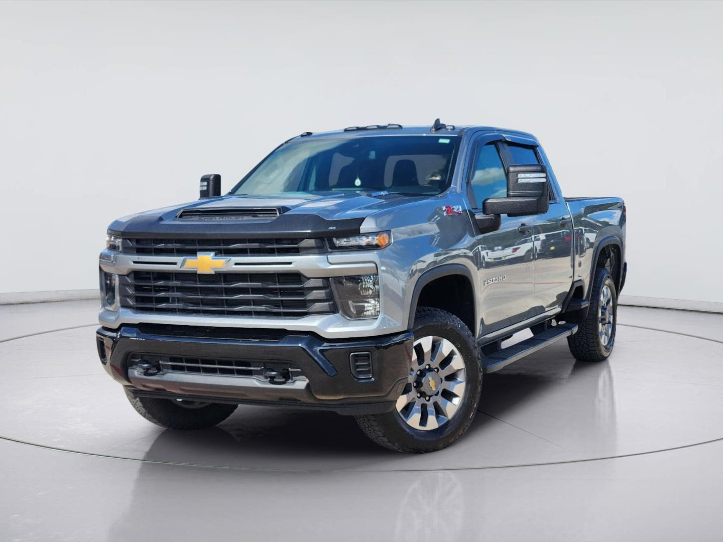 2024 Chevrolet Silverado 2500HD Custom — photo 1 of 33