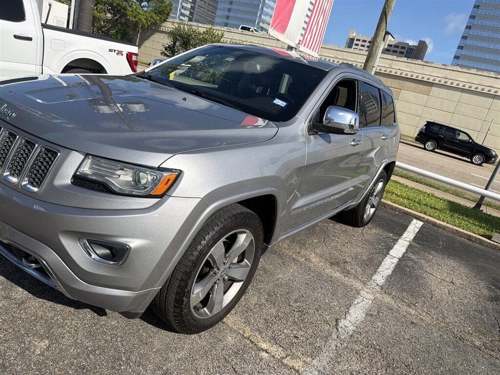 2015 Jeep Grand Cherokee Overland — photo 1 of 5