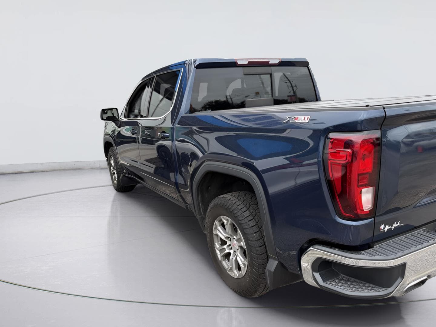 2020 GMC Sierra 1500 SLE — photo 1 of 5