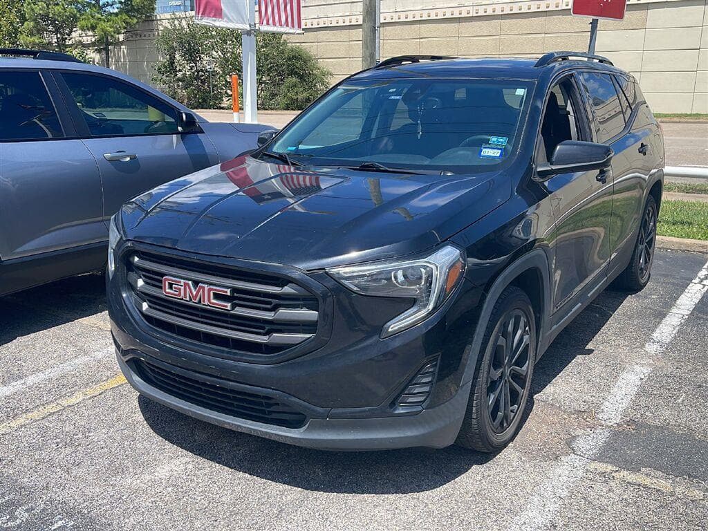 2020 GMC Terrain SLE — photo 1 of 4