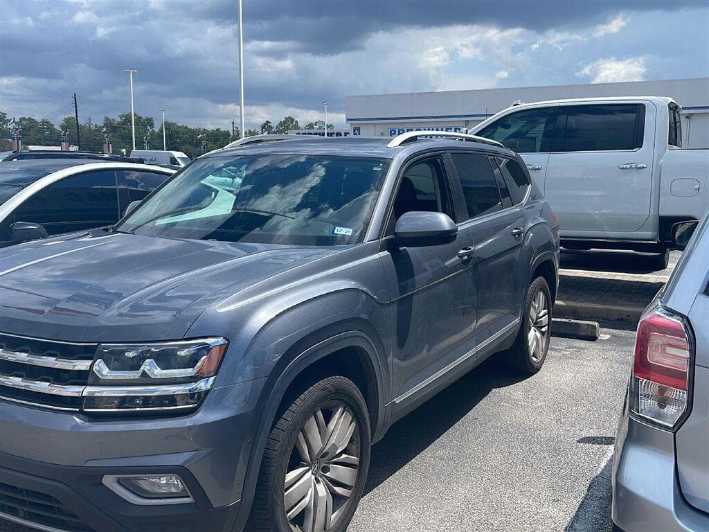 2019 Volkswagen Atlas 3.6L V6 SEL — photo 1 of 5