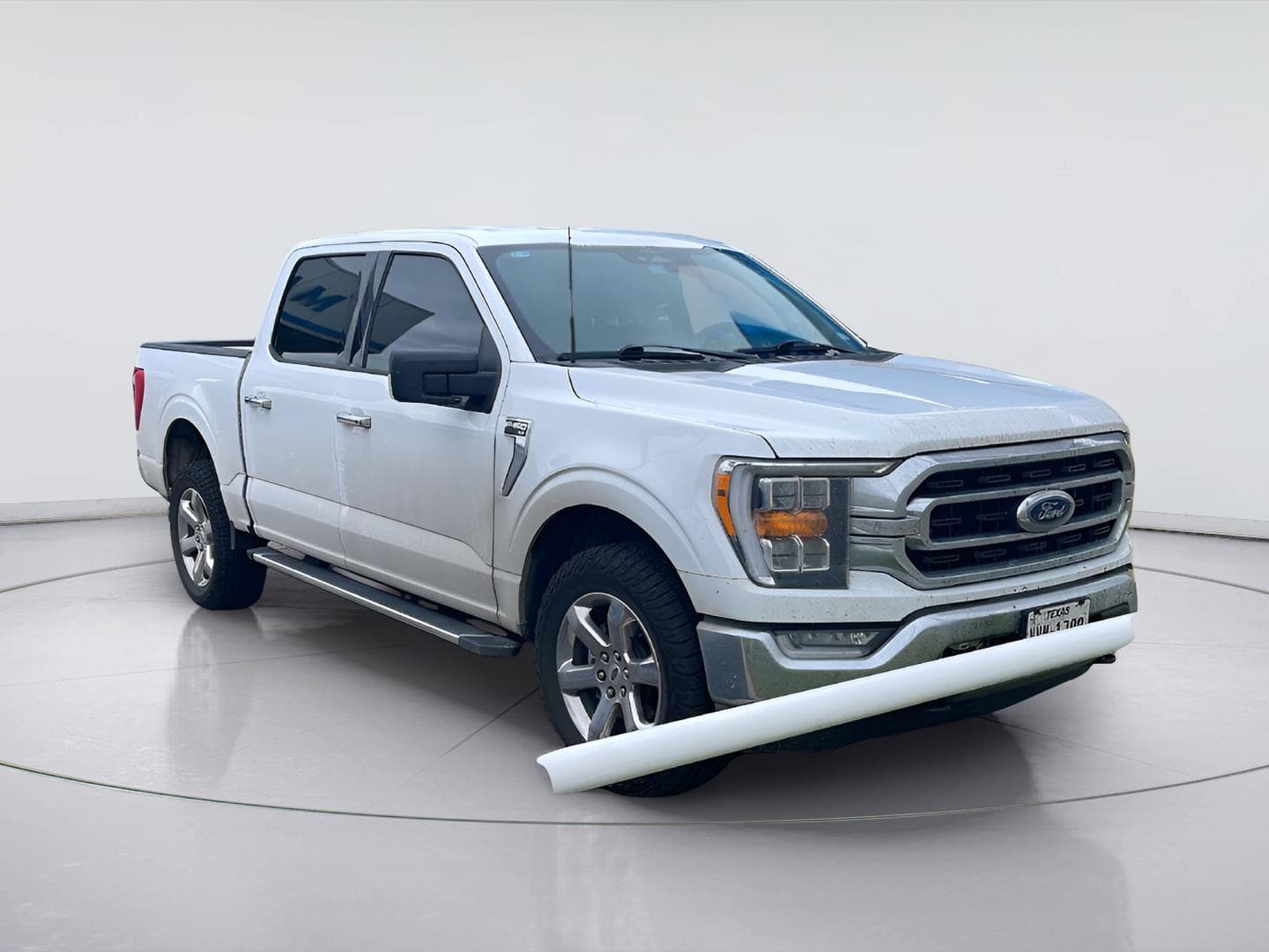 2023 Ford F-150 XLT — photo 1 of 9