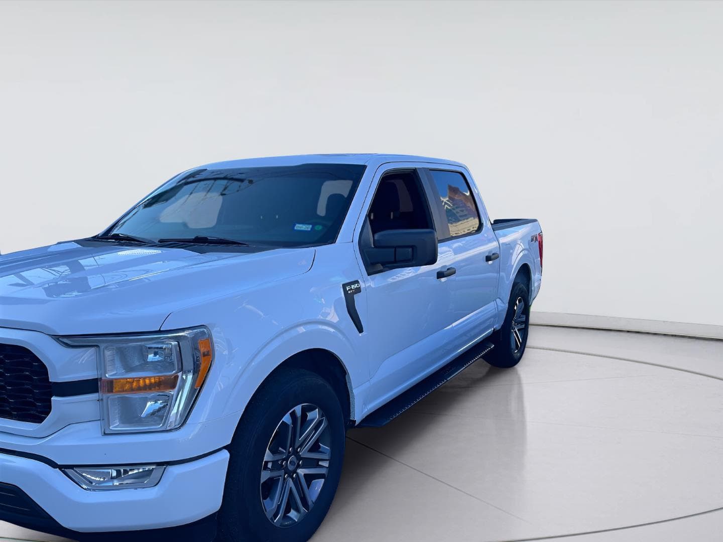 2022 Ford F-150 XL — photo 1 of 6